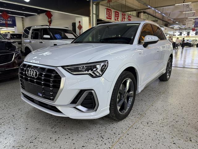 Audi Audi Q3
