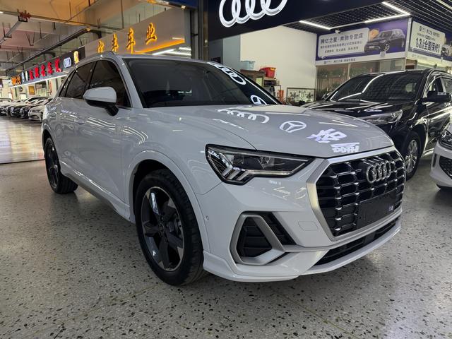 Audi Audi Q3