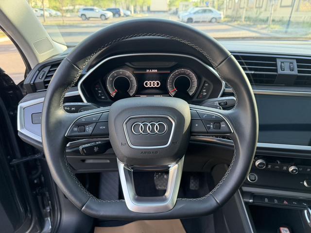 Audi Audi Q3