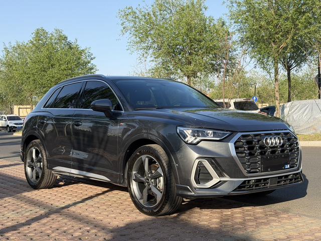 Audi Audi Q3