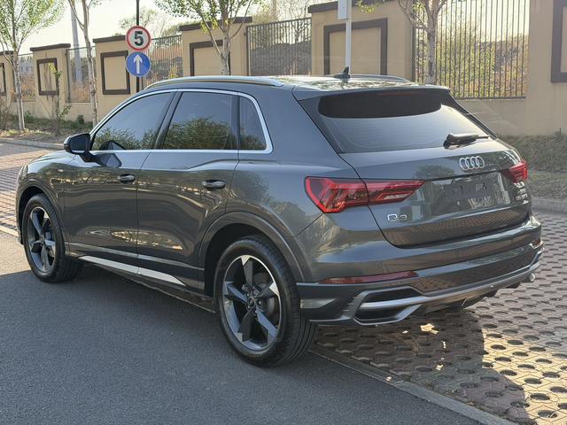 Audi Audi Q3