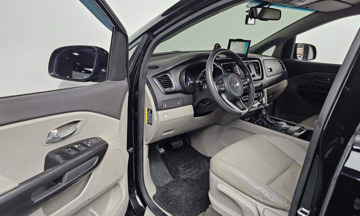Kia Canival