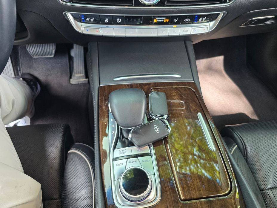 Kia K9