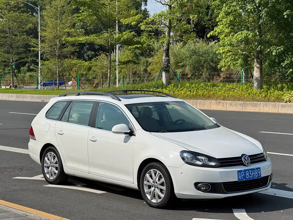 Volkswagen Golf (Import)