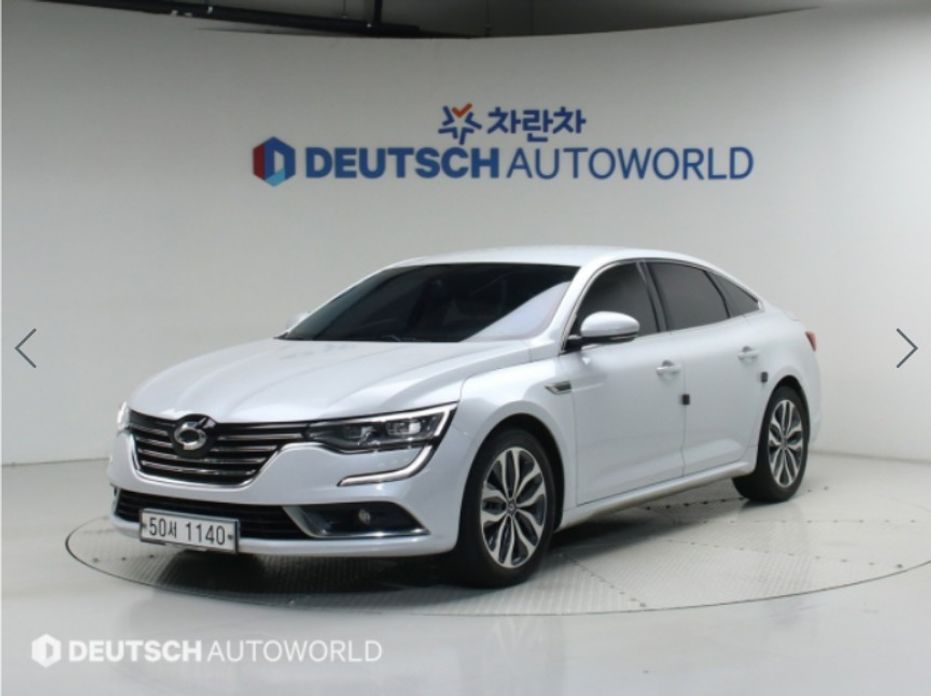 Renault SM6