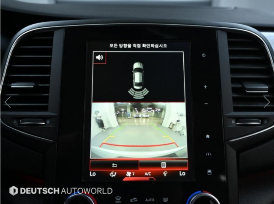 Renault SM6