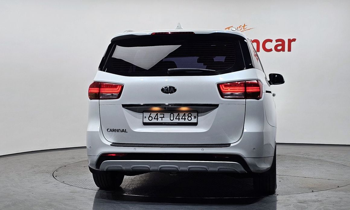 Kia Canival