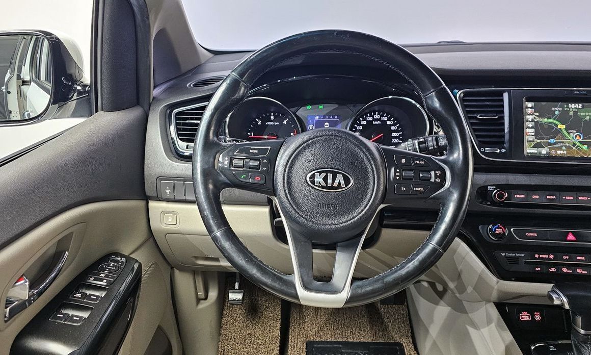Kia Canival