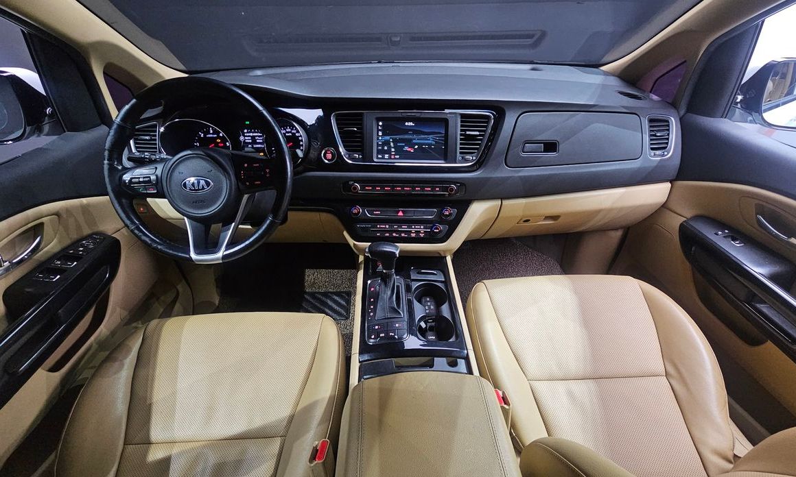 Kia Canival