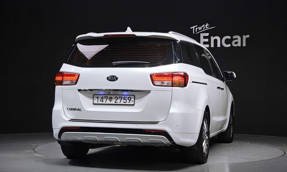 Kia Canival
