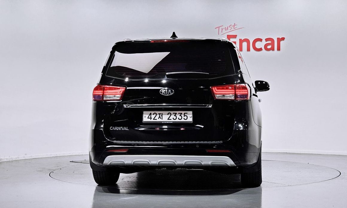Kia Canival
