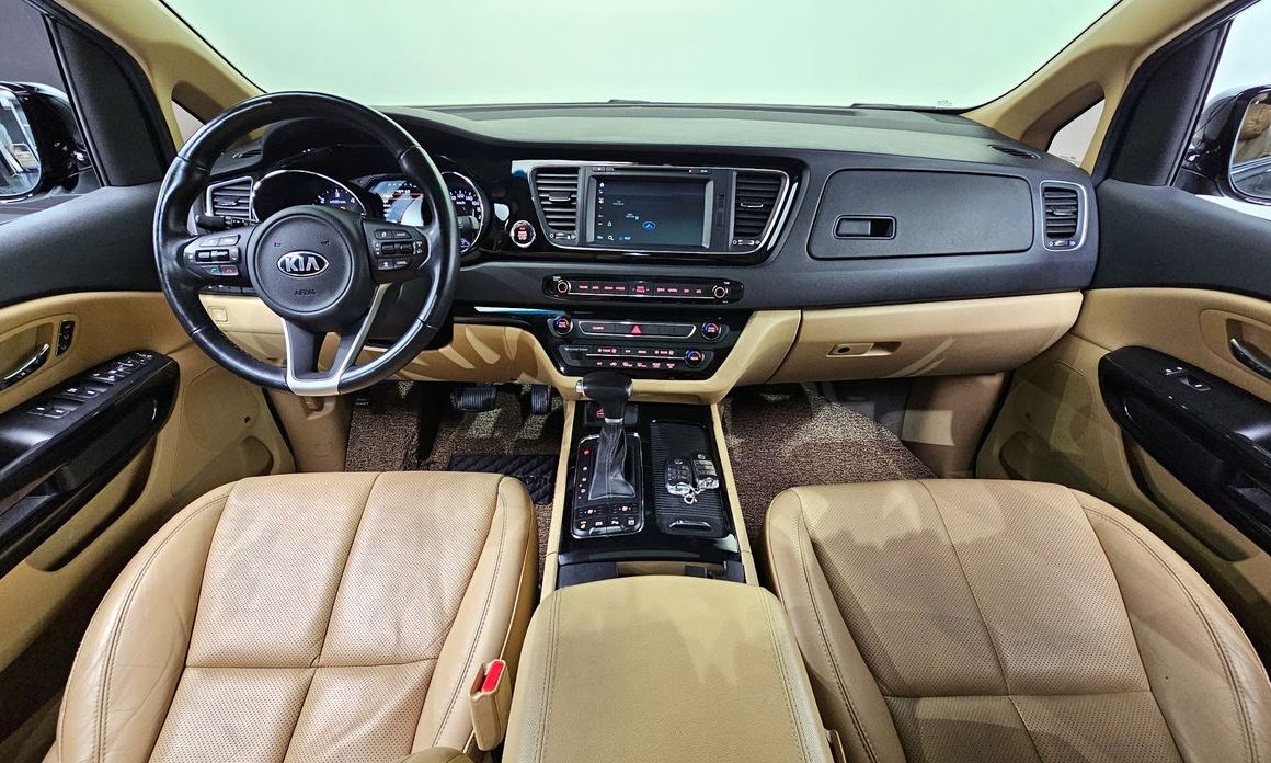 Kia Canival