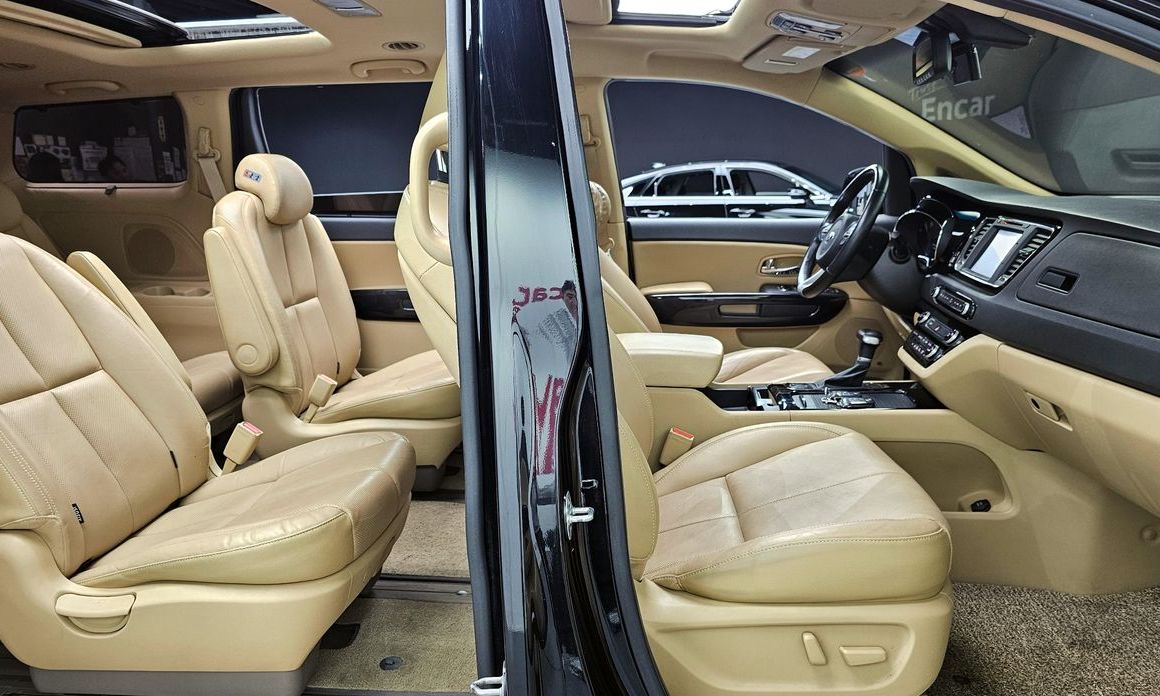 Kia Canival