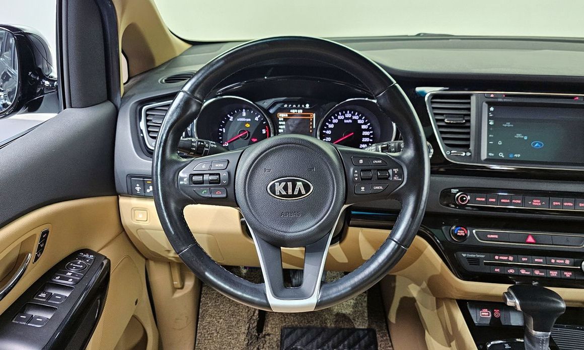 Kia Canival