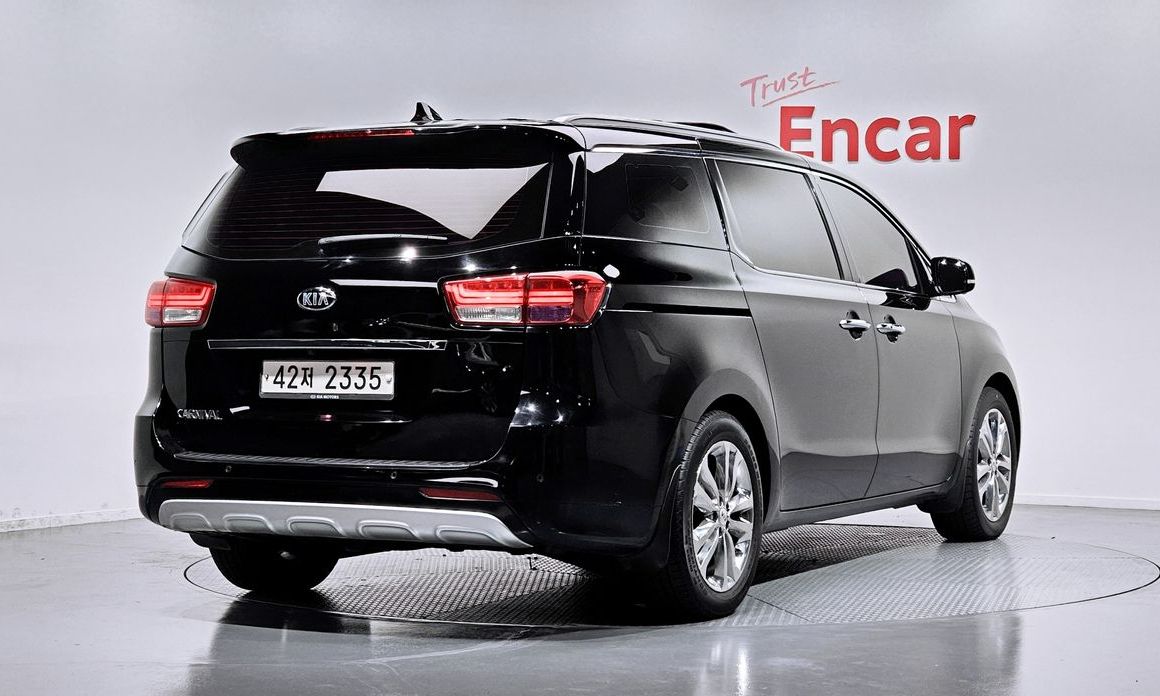 Kia Canival