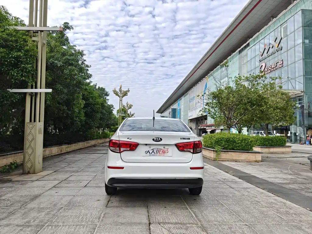 Kia K2