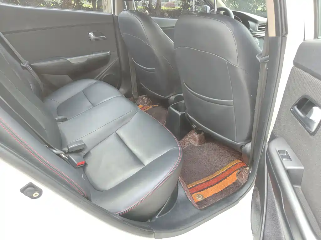 Kia K2