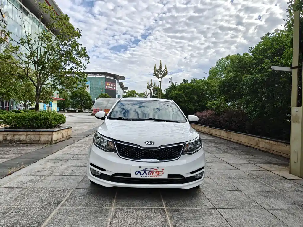 Kia K2