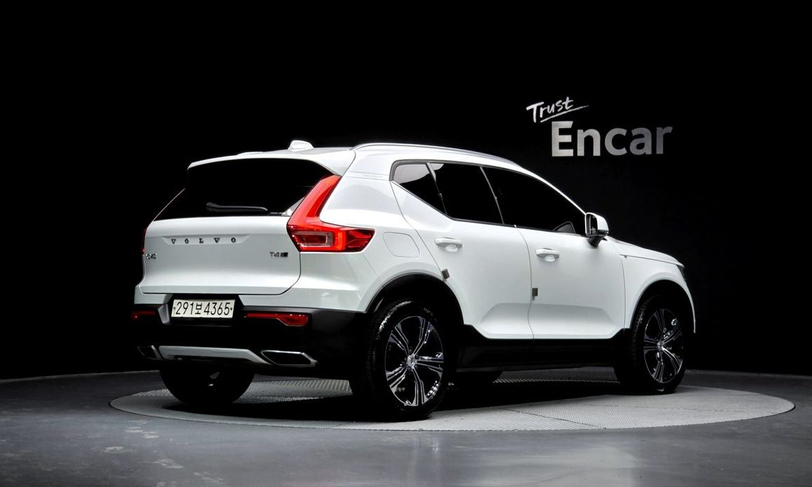 Volvo XC40