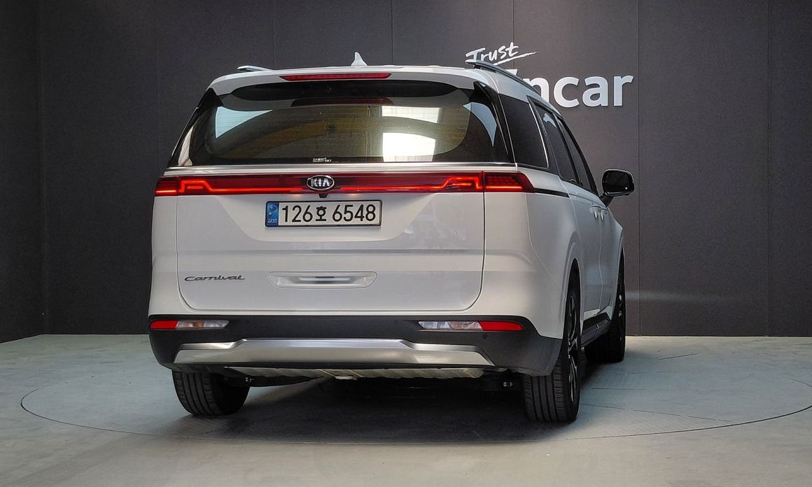 Kia Canival