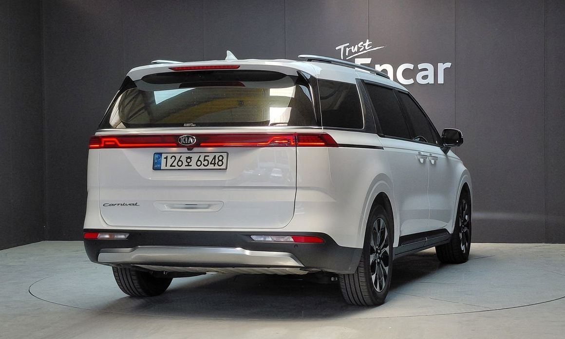 Kia Canival