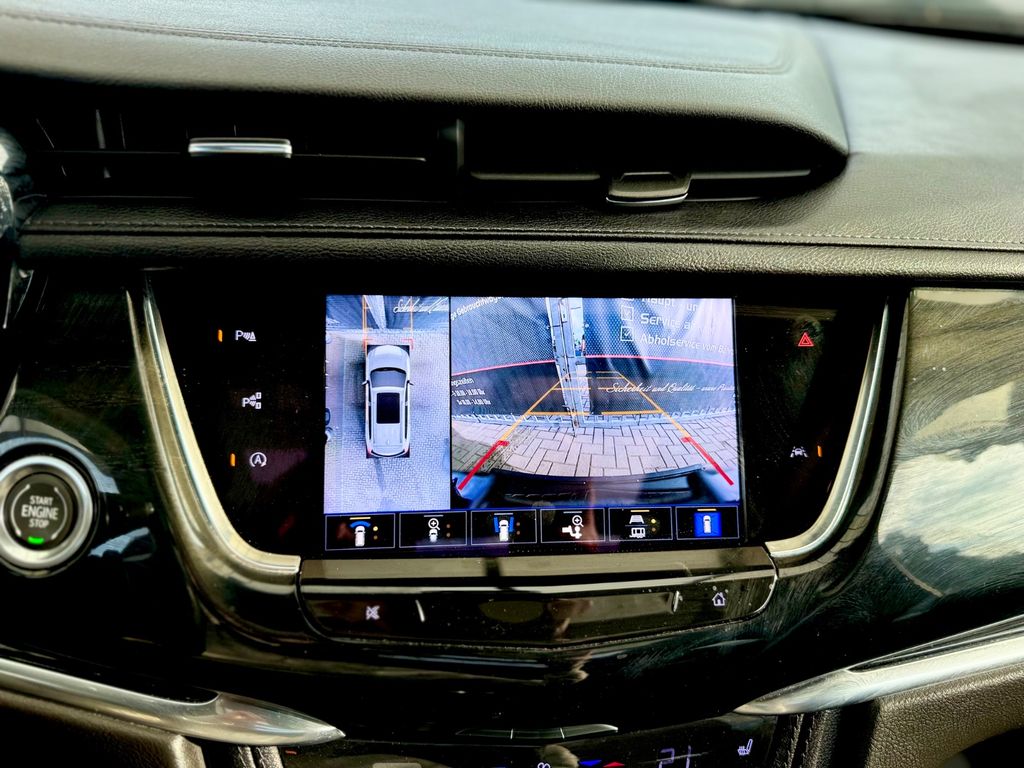 Cadillac XT6