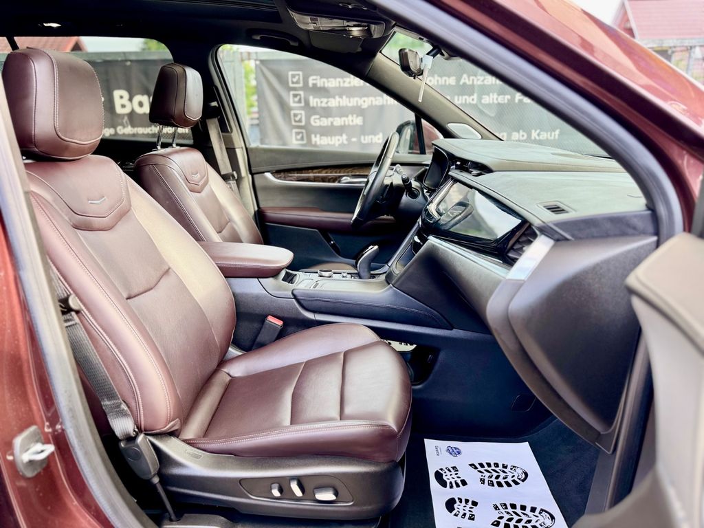 Cadillac XT6