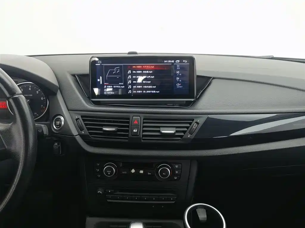 BMW X1 (Import)