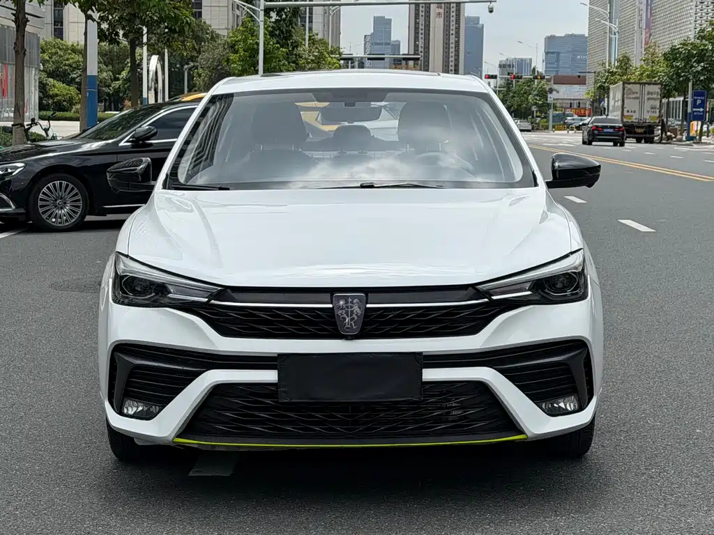 Roewe i5