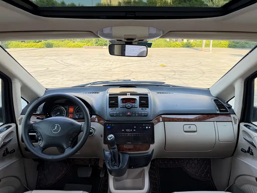 Mercedes-Benz Viano