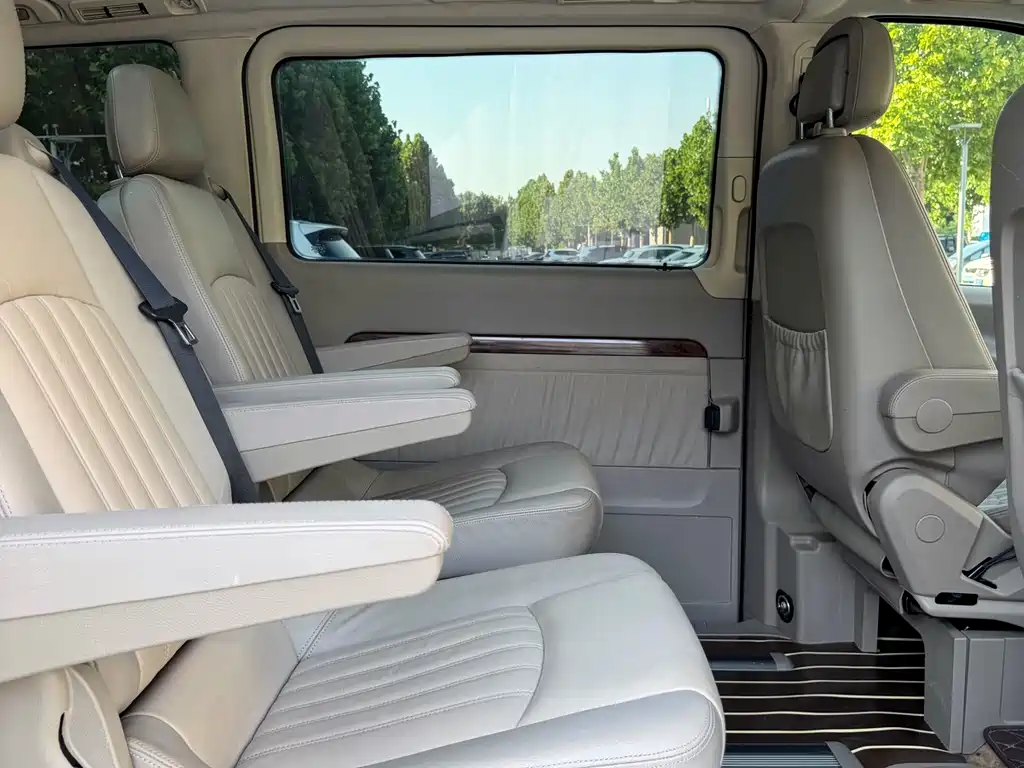 Mercedes-Benz Viano