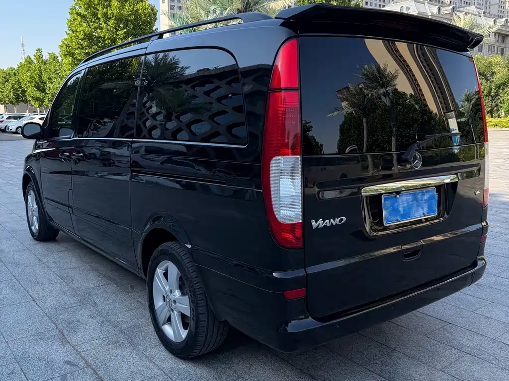 Mercedes-Benz Viano