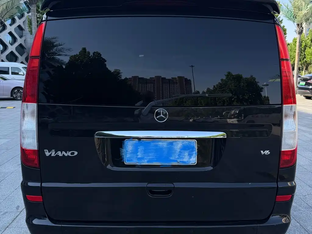 Mercedes-Benz Viano