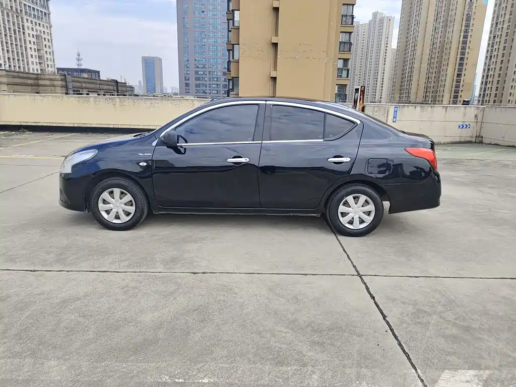 Nissan Sunny