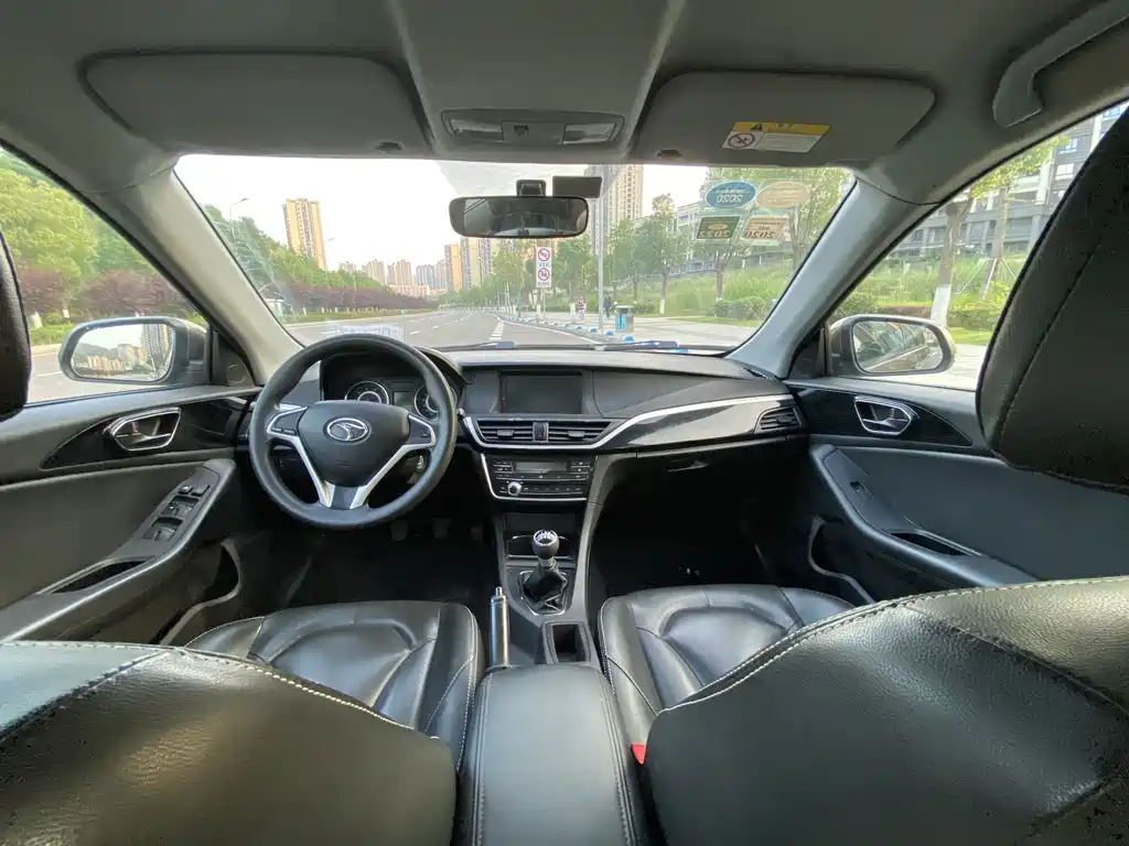Soueast V5 Lingzhi