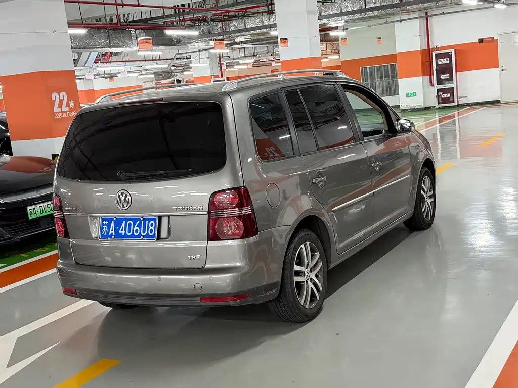 Volkswagen Touran