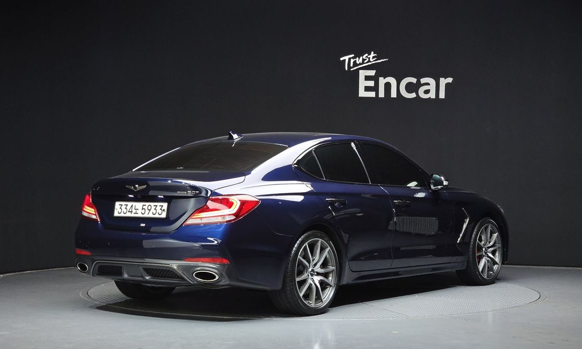 Genesis G70