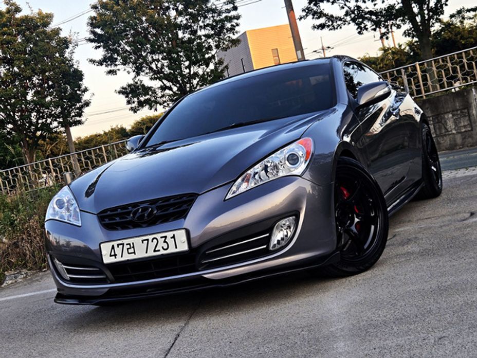 Hyundai Genesis