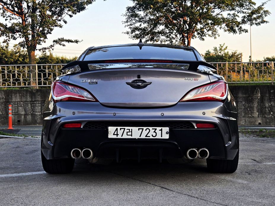 Hyundai Genesis