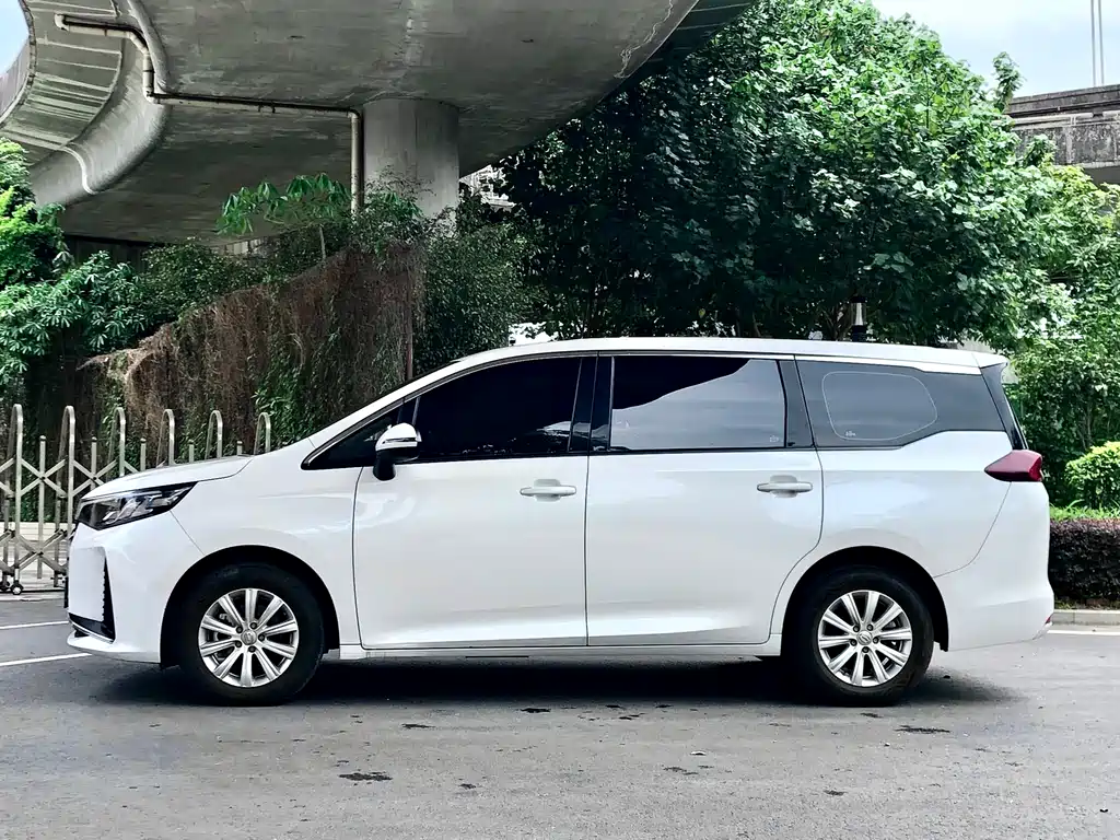 GAC Motor Trumpchi M6