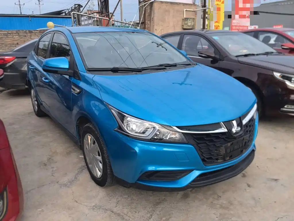 Luxgen Rui 3