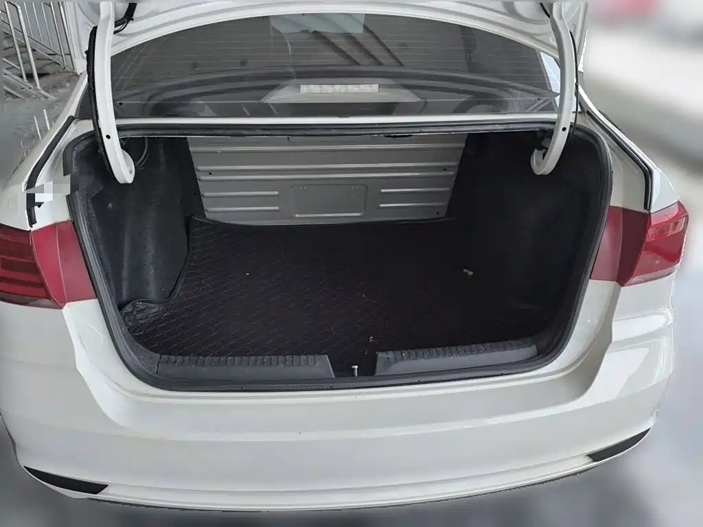 Volkswagen Santana
