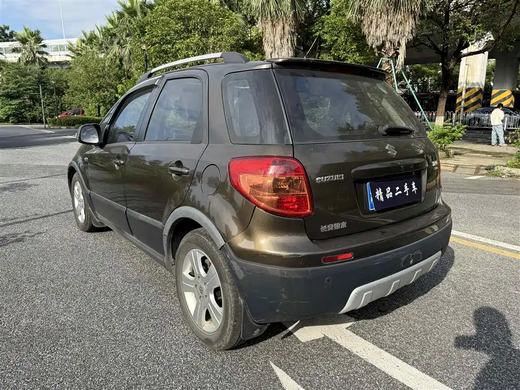 Suzuki SX4