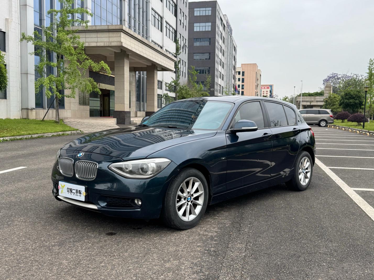 BMW BMW 1-Series (Import)