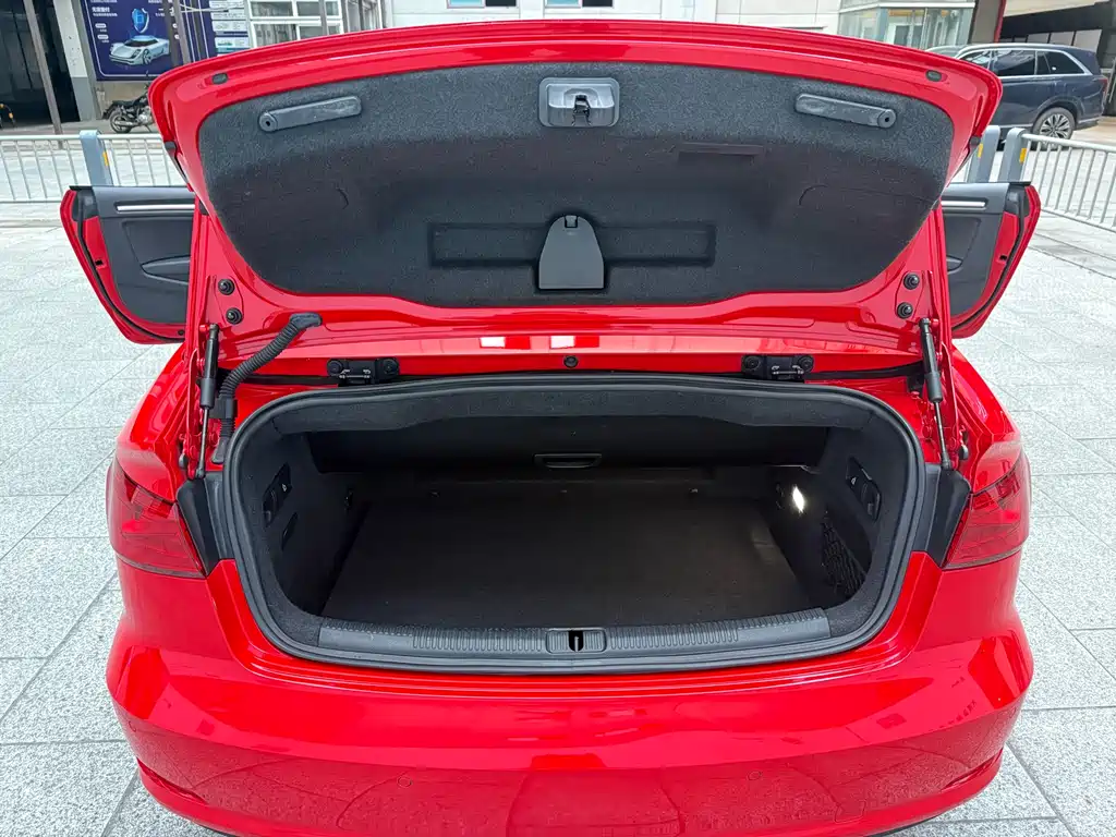 Audi A3 (Import)
