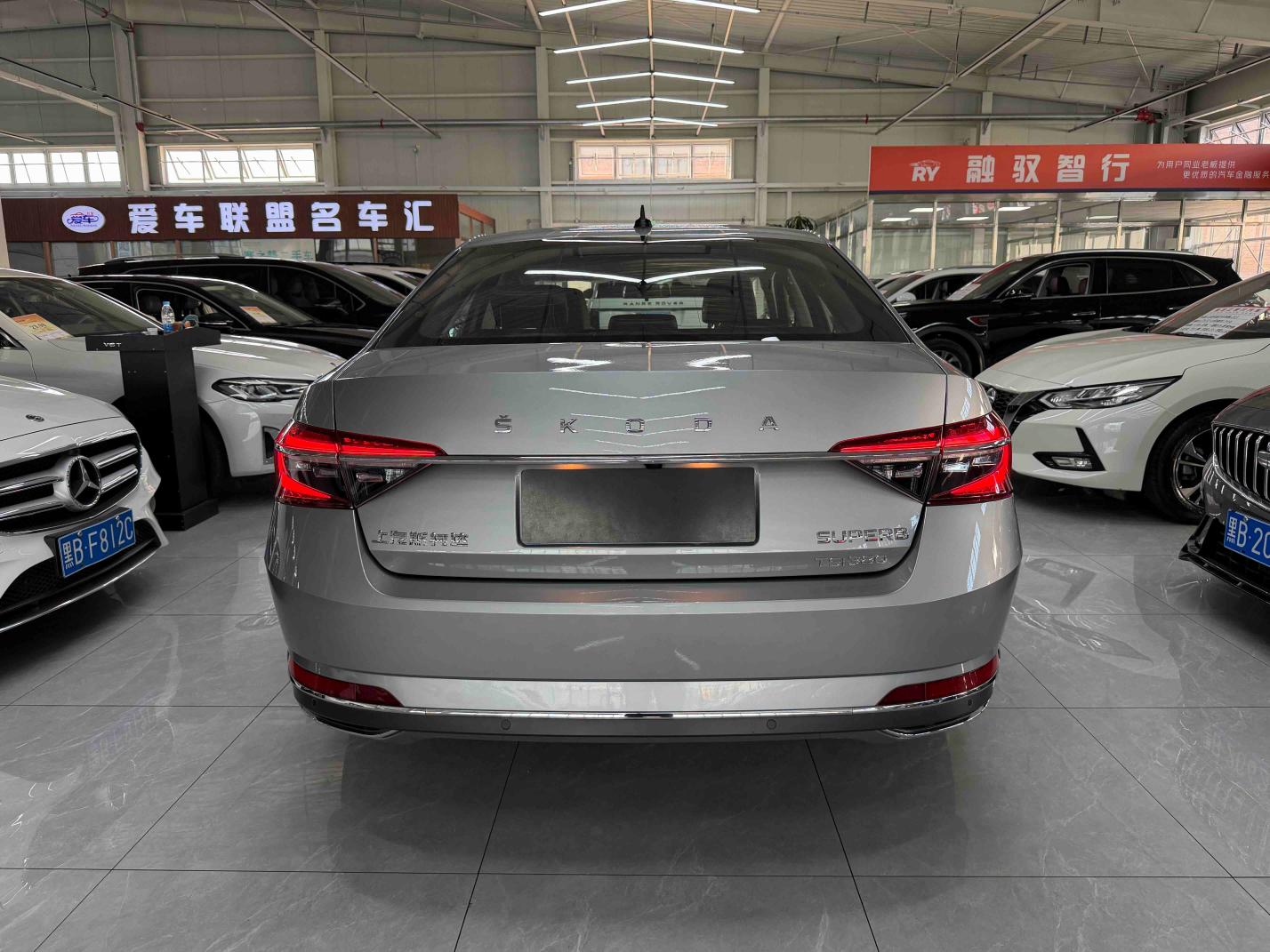 Skoda Superb