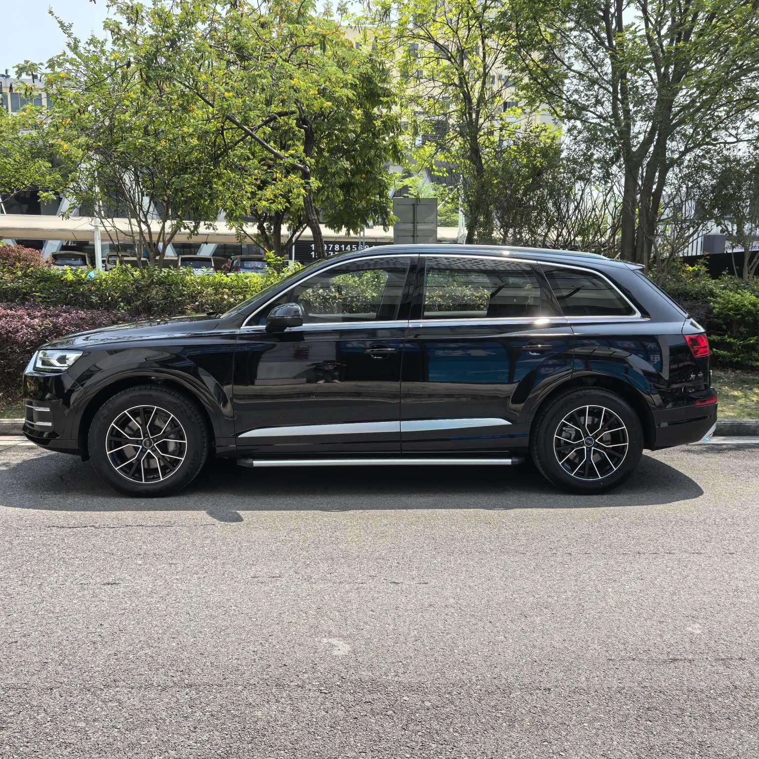 Audi Audi Q7