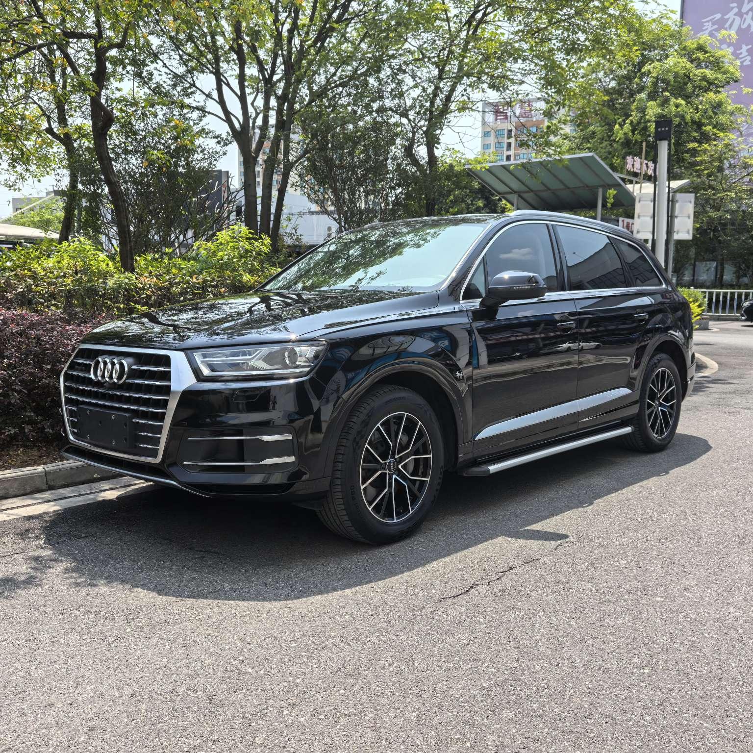 Audi Audi Q7