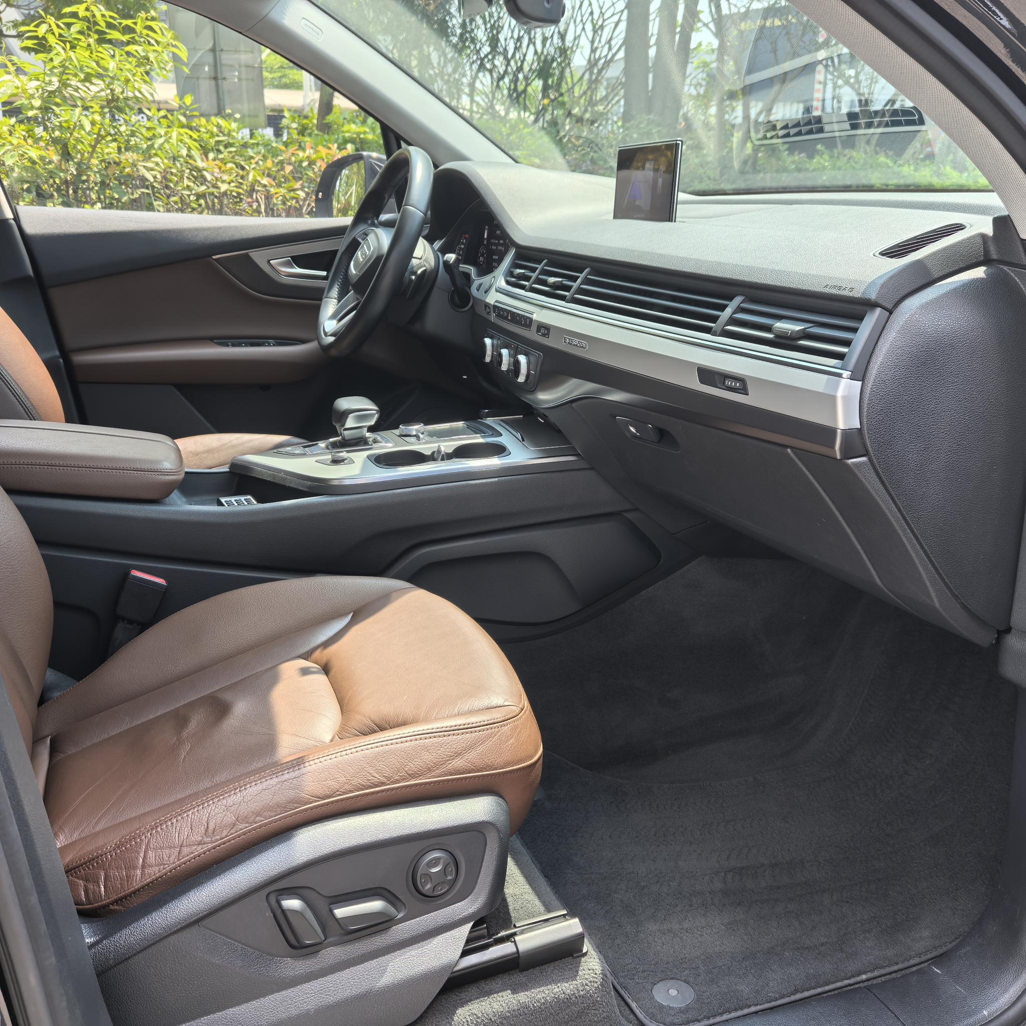 Audi Audi Q7
