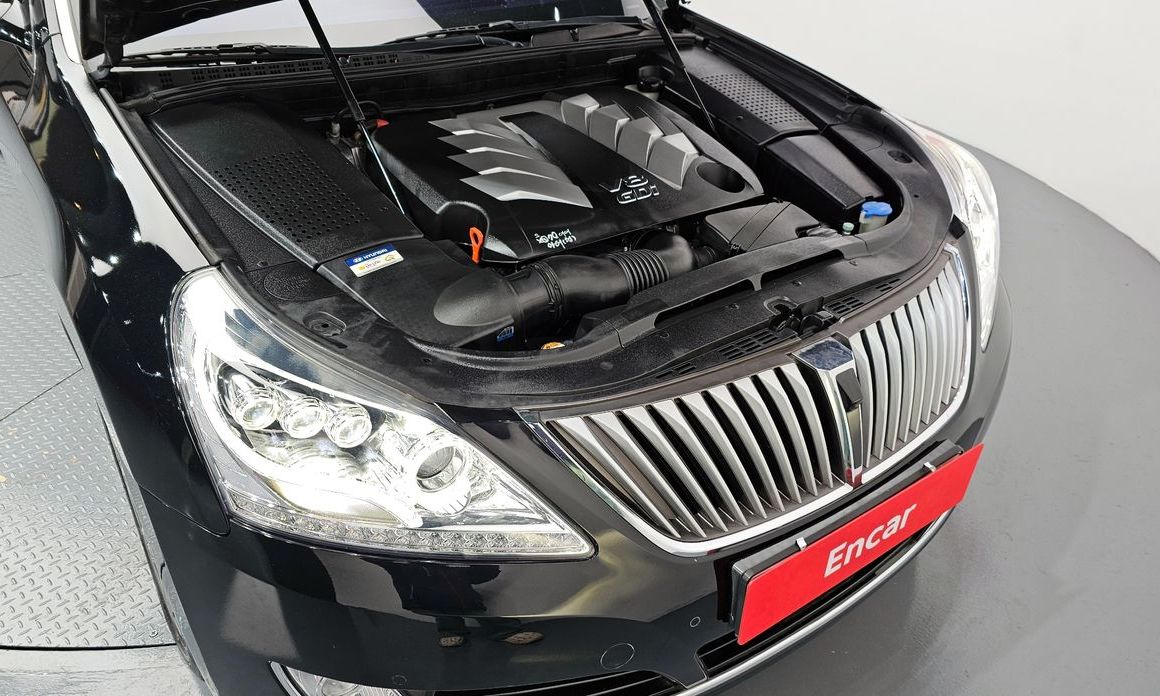 Hyundai Equus